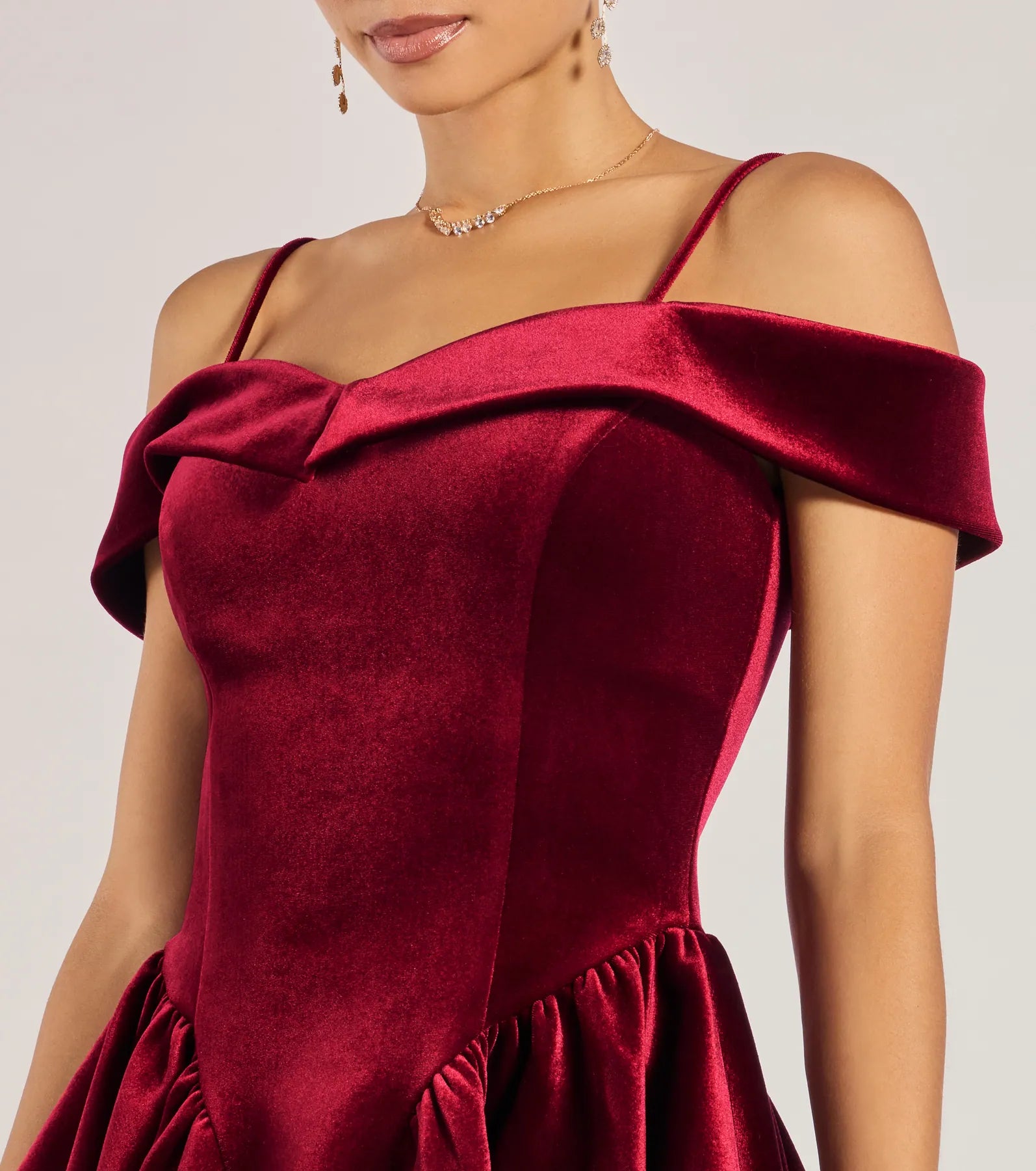 Andie Velvet Drop Waist Skater Dress - Image 5