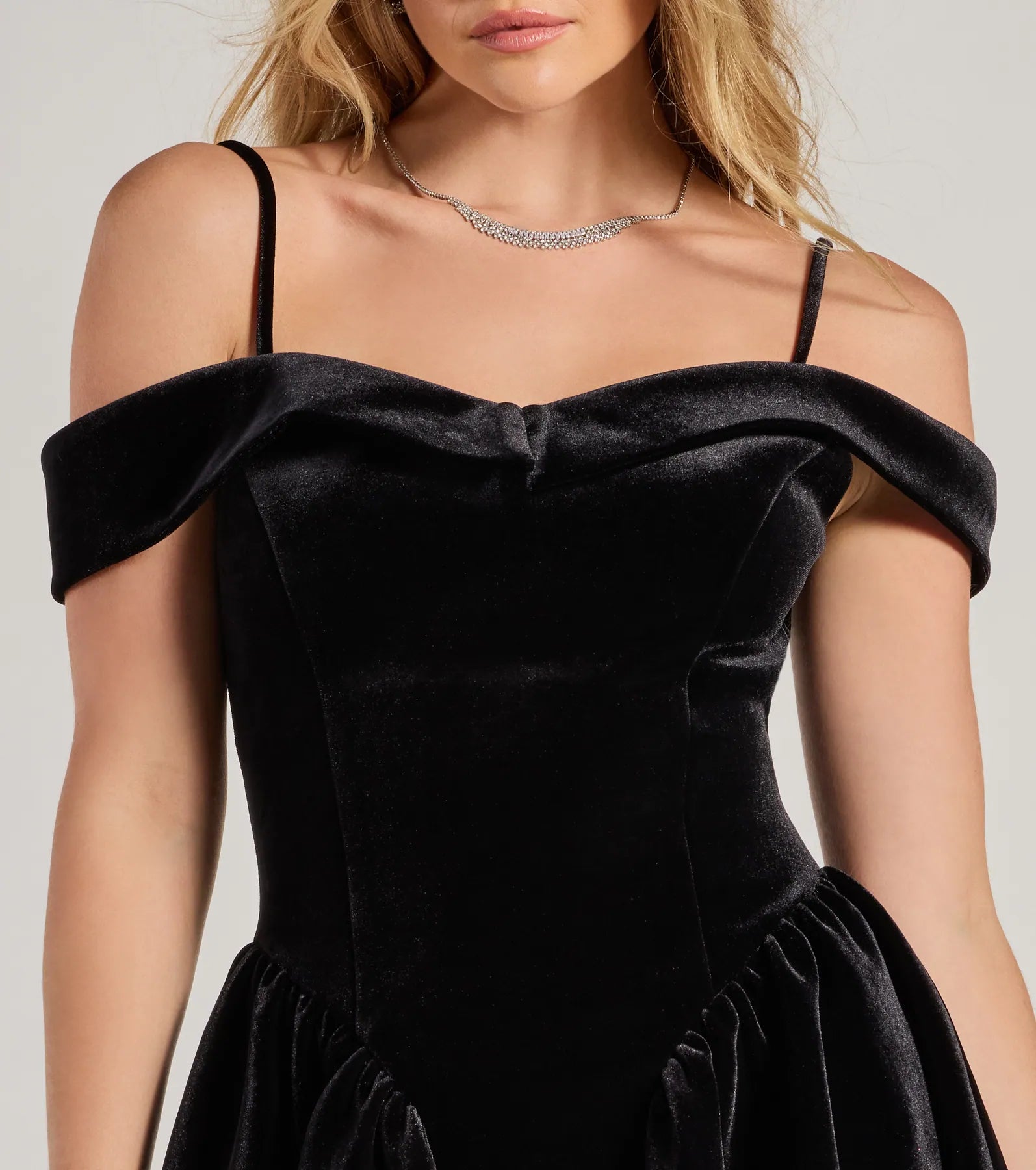 Andie Velvet Drop Waist Skater Dress - Image 11