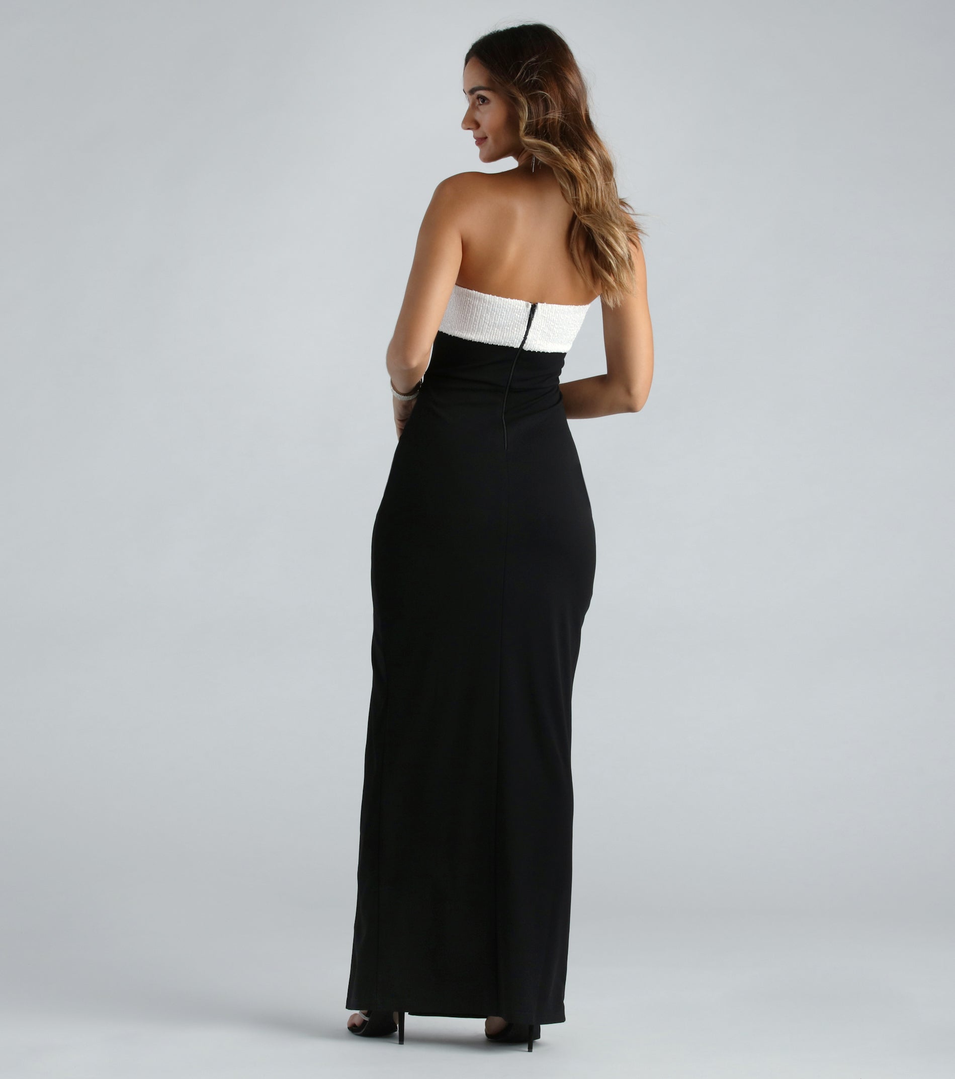 Ruthie Formal Sequin Bow Crepe Long Dress - Image 2