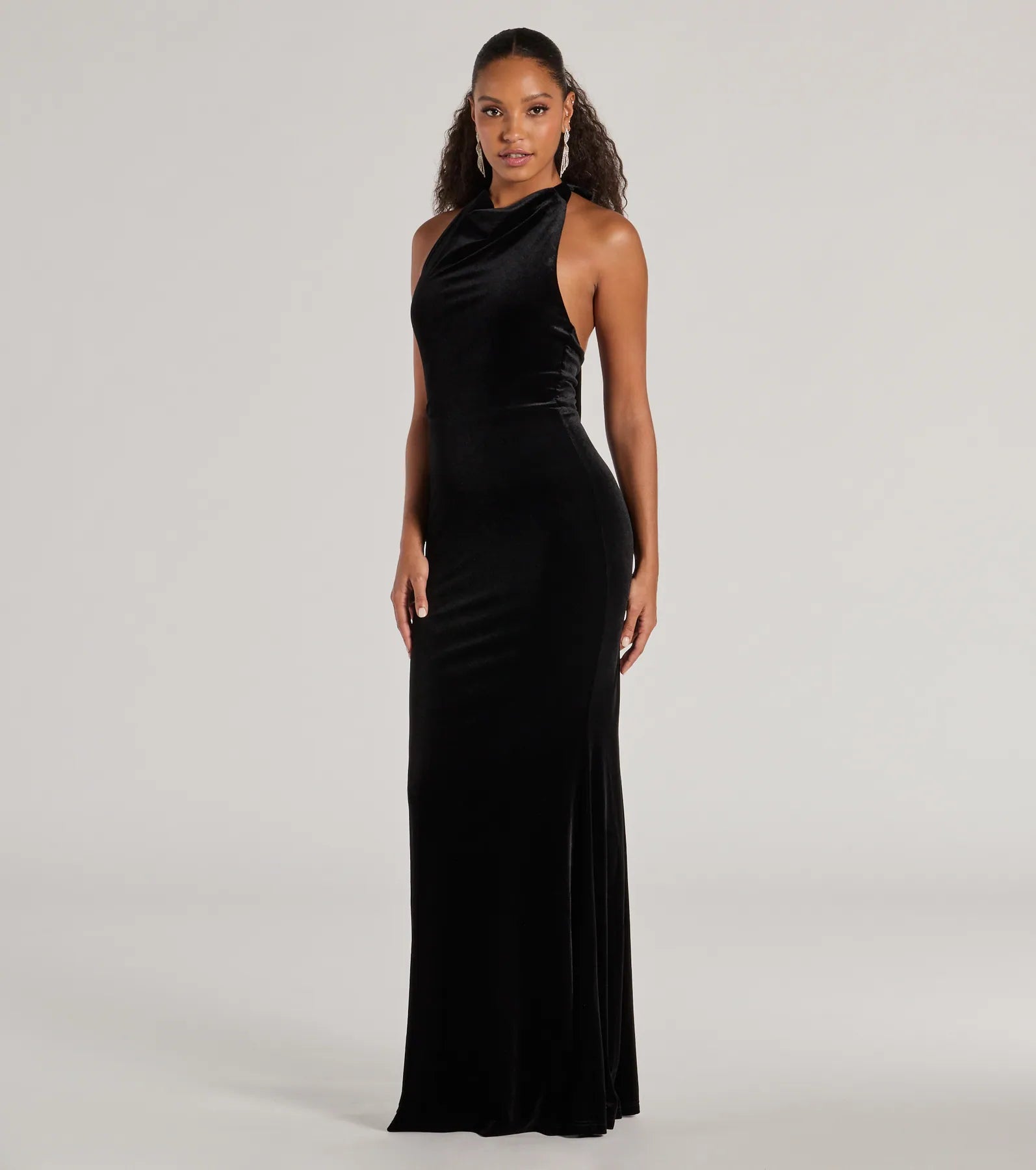 Nara Long Velvet Halter Mermaid Dress - Image 4