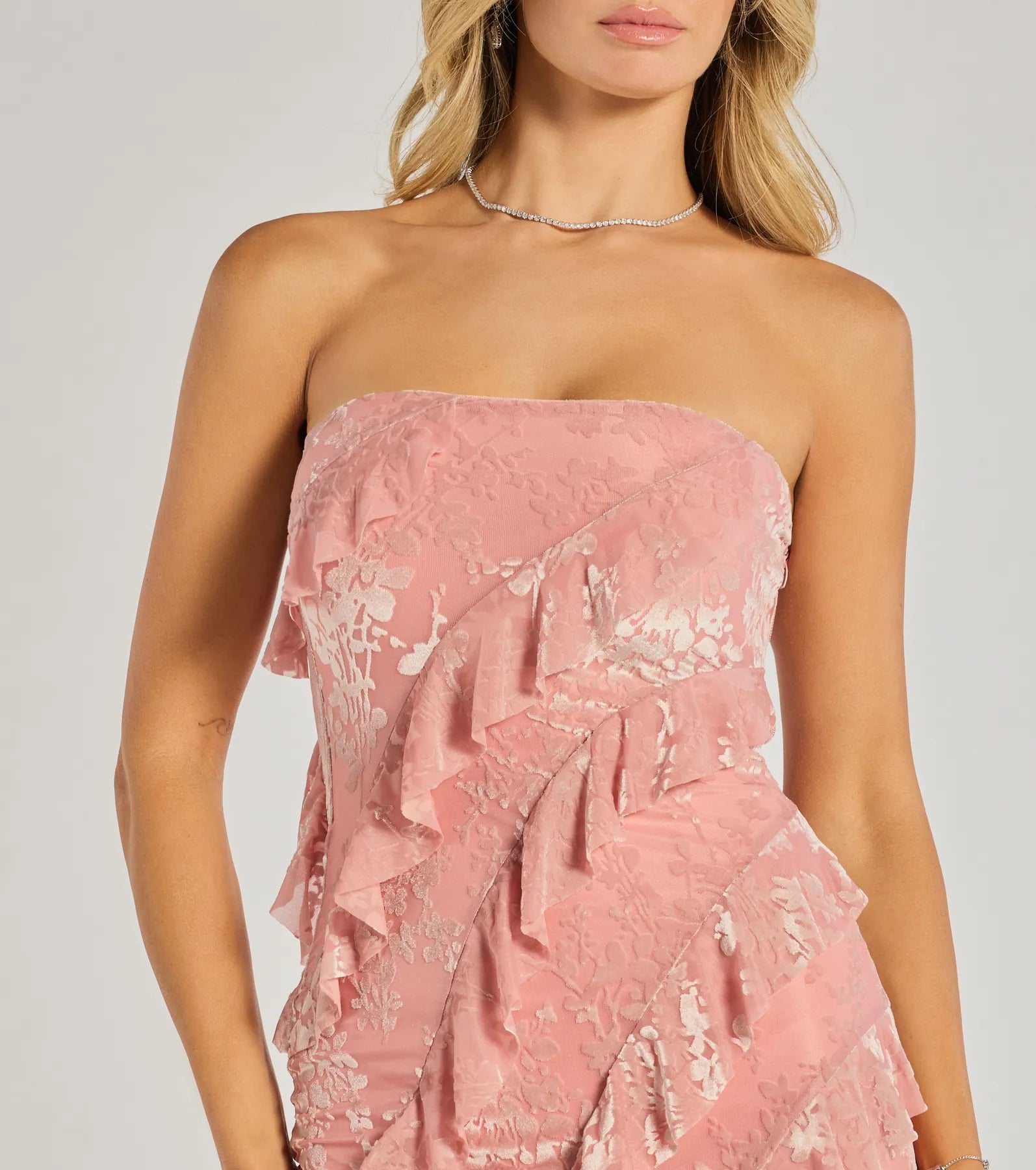 Brie Strapless Ruffled Slit Column Dress - Image 4