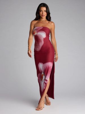 All Eyes On The Floral Maxi Dress