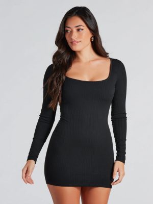 Casual Muse Scoop Neck Mini Dress