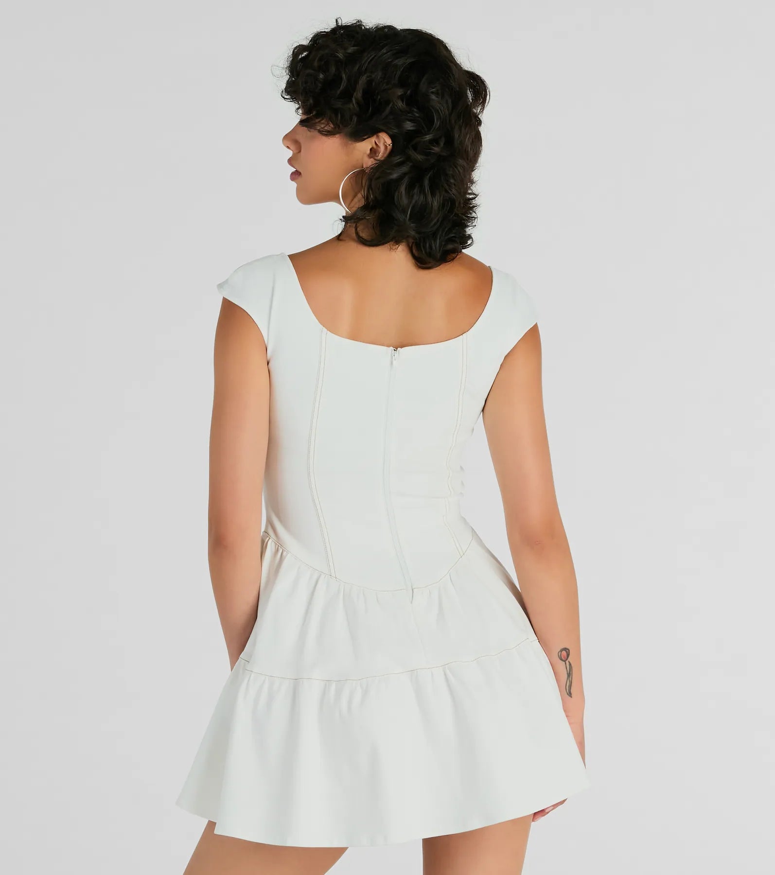 Trendsetting Effect Ruffled Denim Skater Dress - Image 2