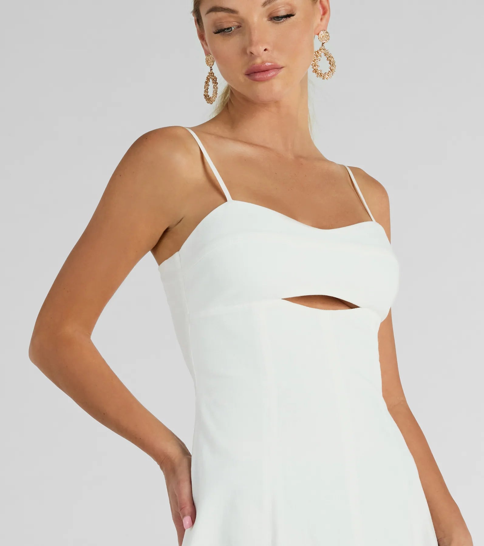 Sensational Delight Sweetheart Cutout Midi Dress - Image 3