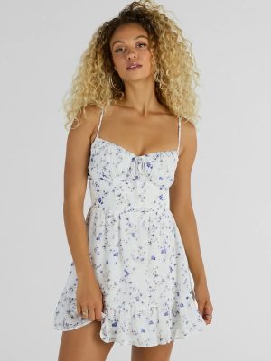 Bon Voyage Sweetheart Floral Chiffon Skater Dress