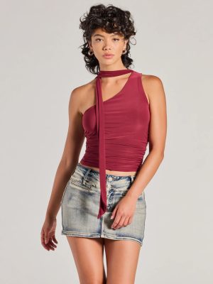 It-Girl Style One-Shoulder Neck Tie Knit Top