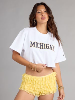 Campus Cool Girl Michigan® Cropped Tee
