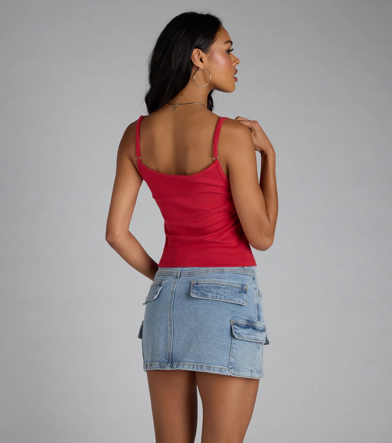 Did It For The Plot Graphic Tank Top - Image 2