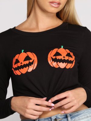 Pumpkin Patch Cropped Graphic Tee