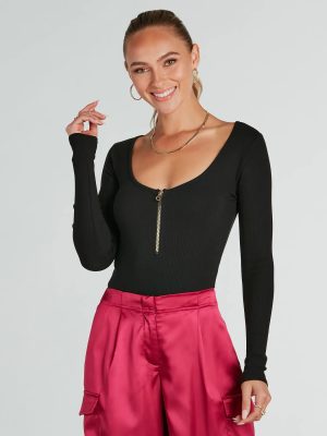 Chic Deets Zip-Front Long Sleeve Knit Bodysuit
