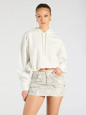 Comfy Mode Cropped Pullover Hoodie