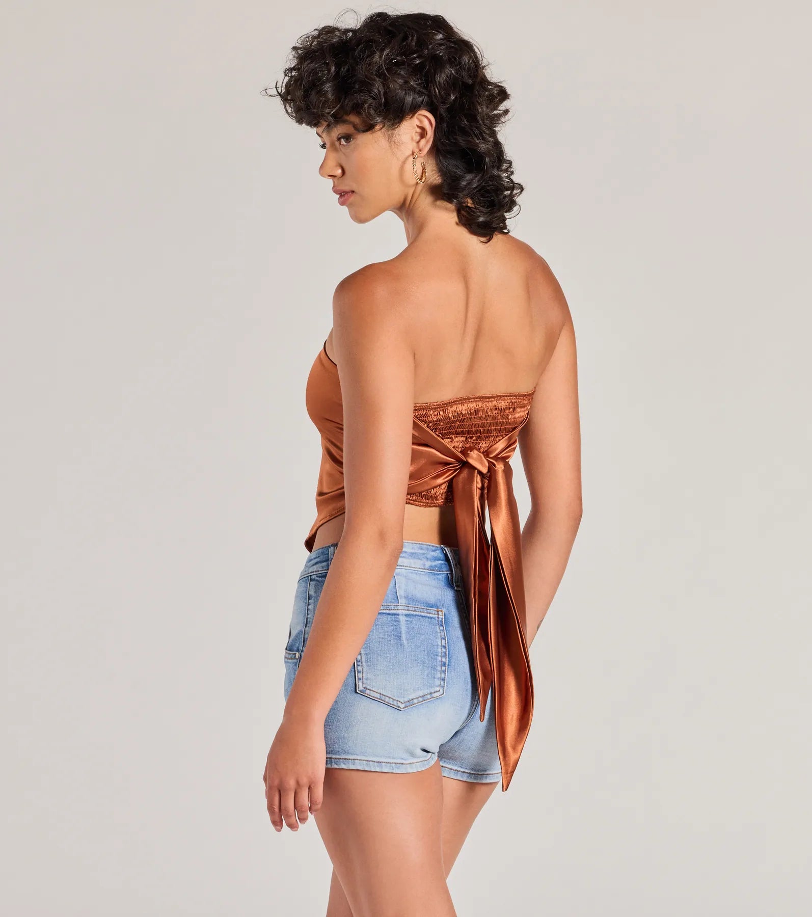 Chic Style Satin Cropped Tube Top - Image 6