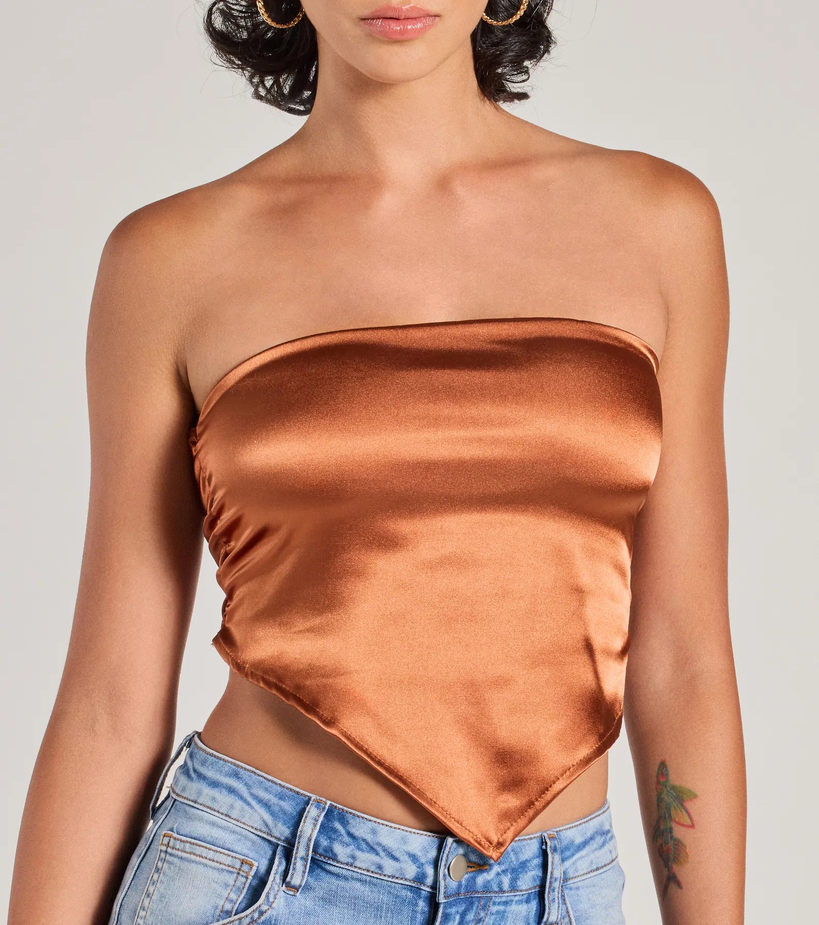 Chic Style Satin Cropped Tube Top - Image 8