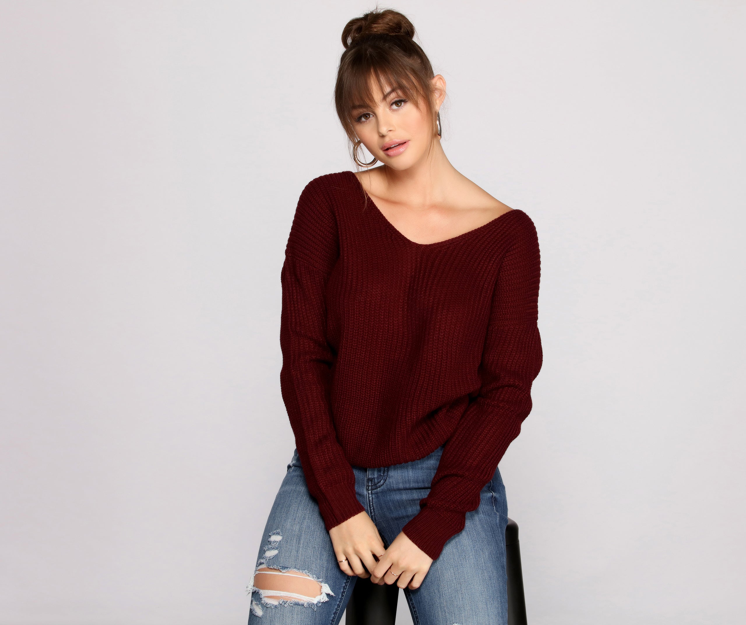 Trendy Knot Back V Neck Sweater - Image 8