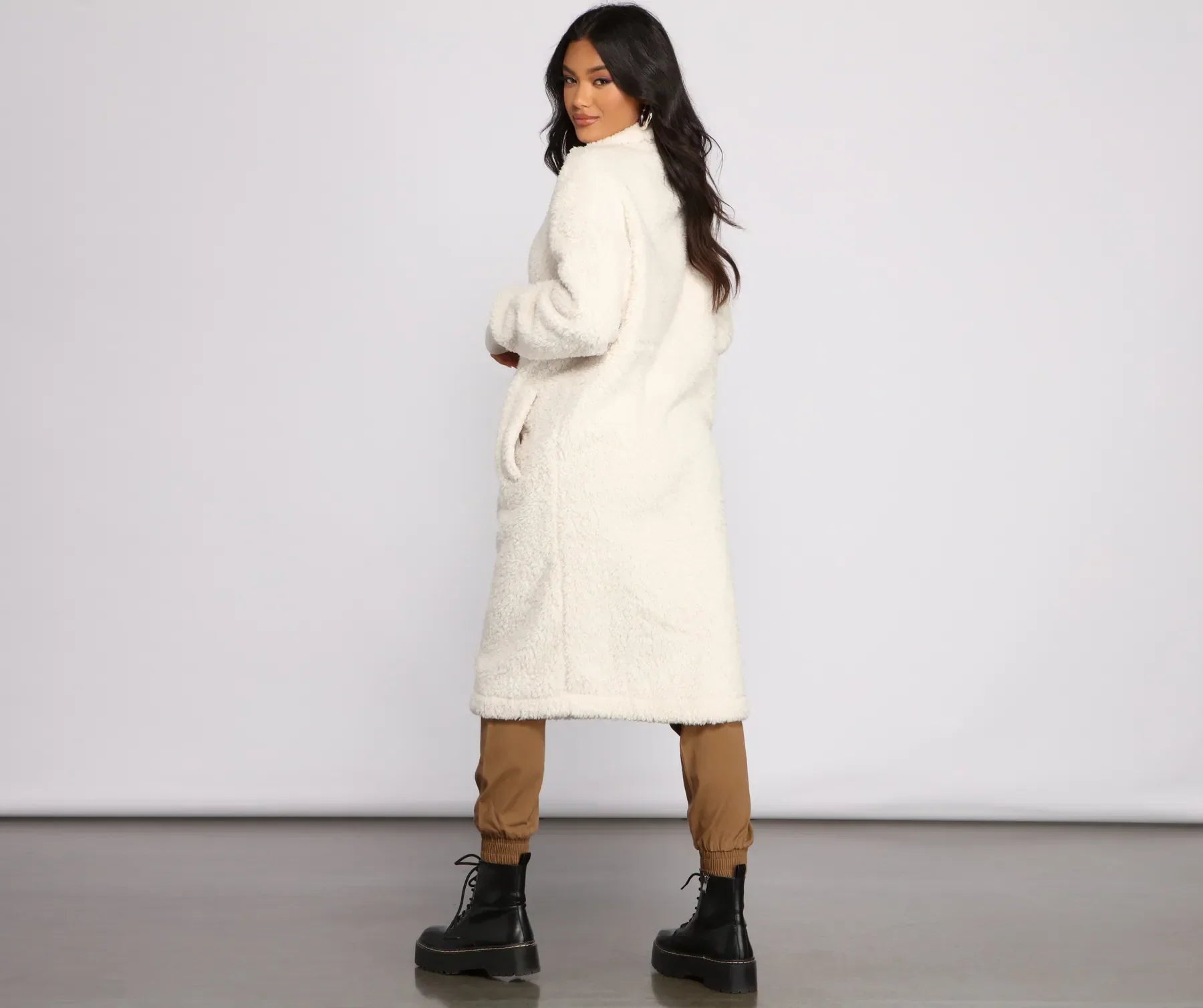 Chic and Cozy Oversized Teddy Trench Coat - Image 2