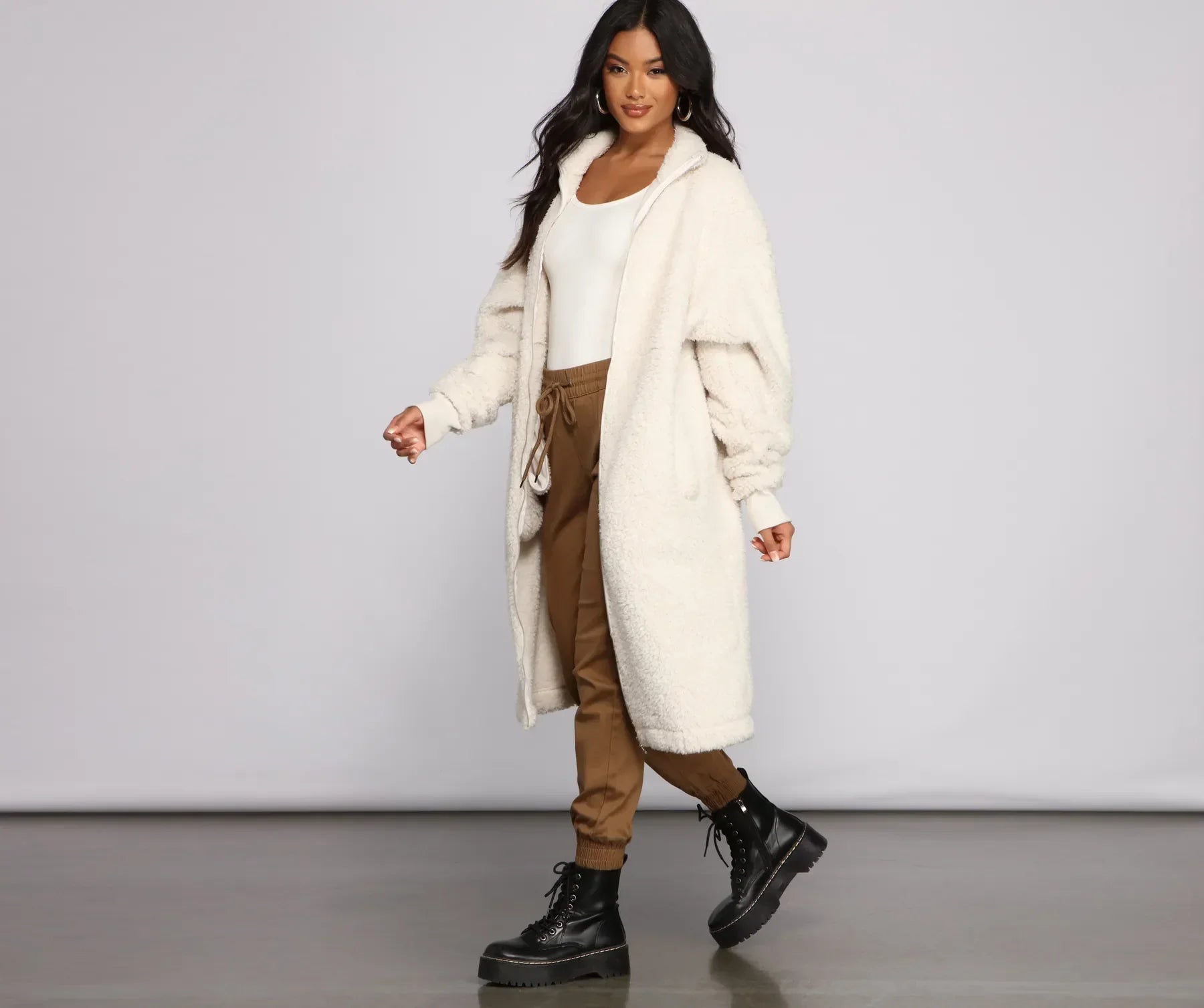 Chic and Cozy Oversized Teddy Trench Coat - Image 5