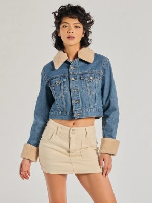 Trendy Faux Sherpa Trimmed Denim Trucker Jacket