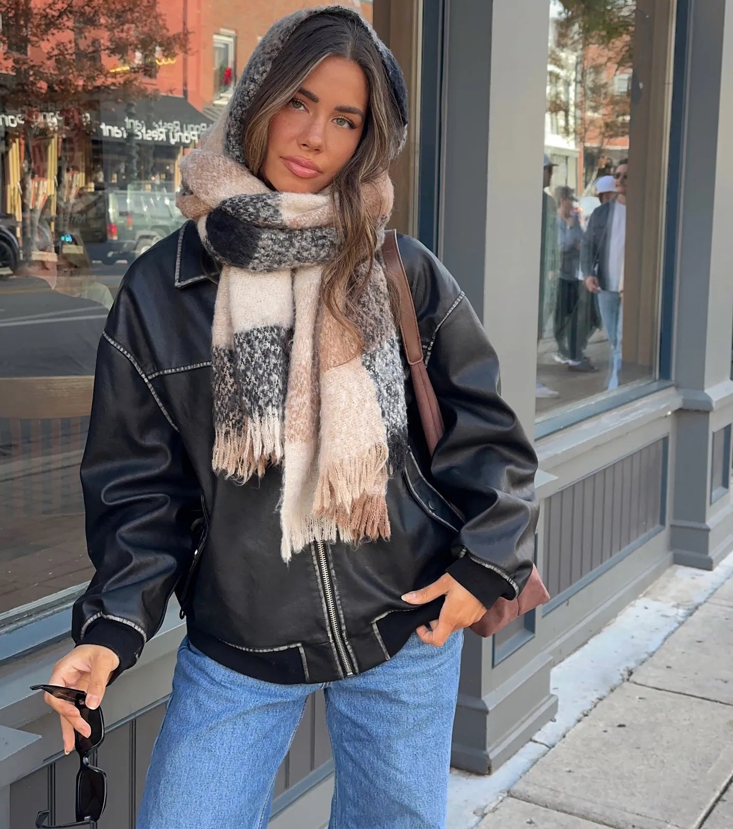 Vintage Chic Faux Leather Oversized Bomber Jacket - Image 9