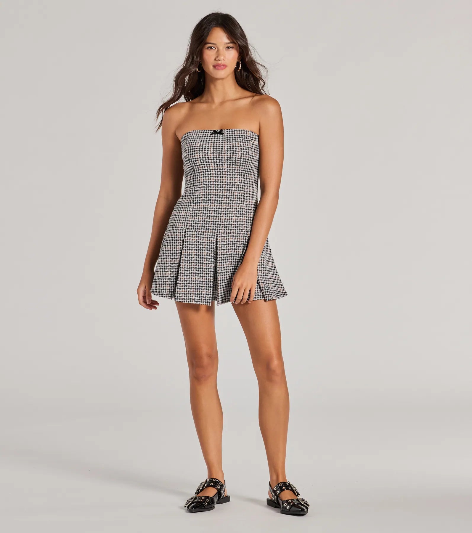 Sweet Perception Strapless Plaid Pleated Romper - Image 4