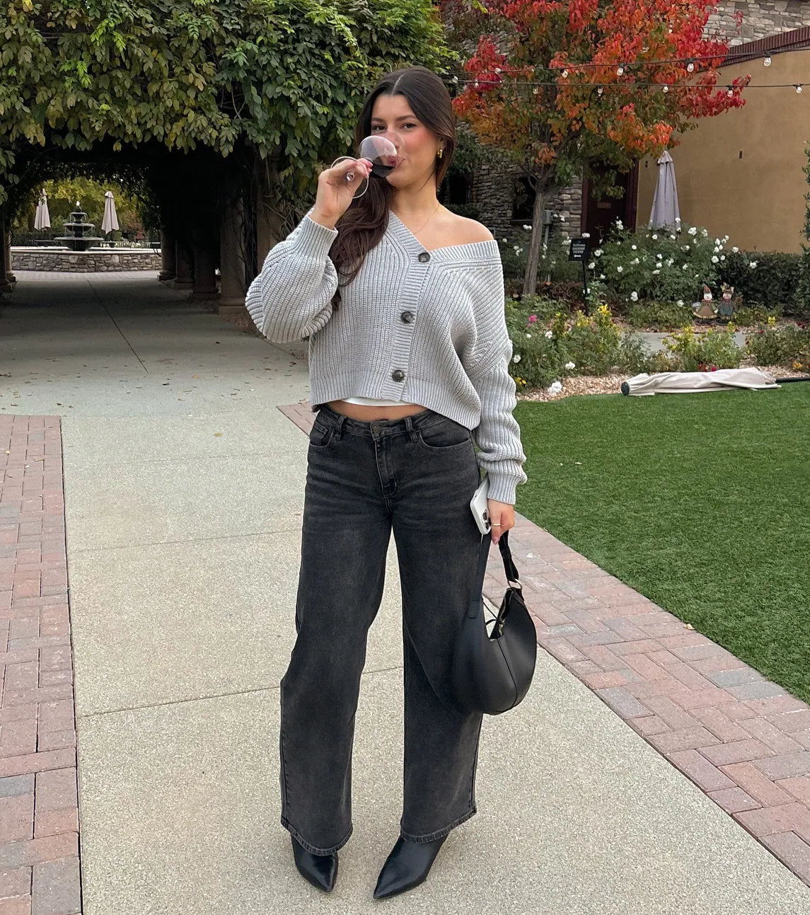 Chic Wonder Mid-Rise Wide-Leg Denim Jeans - Image 5