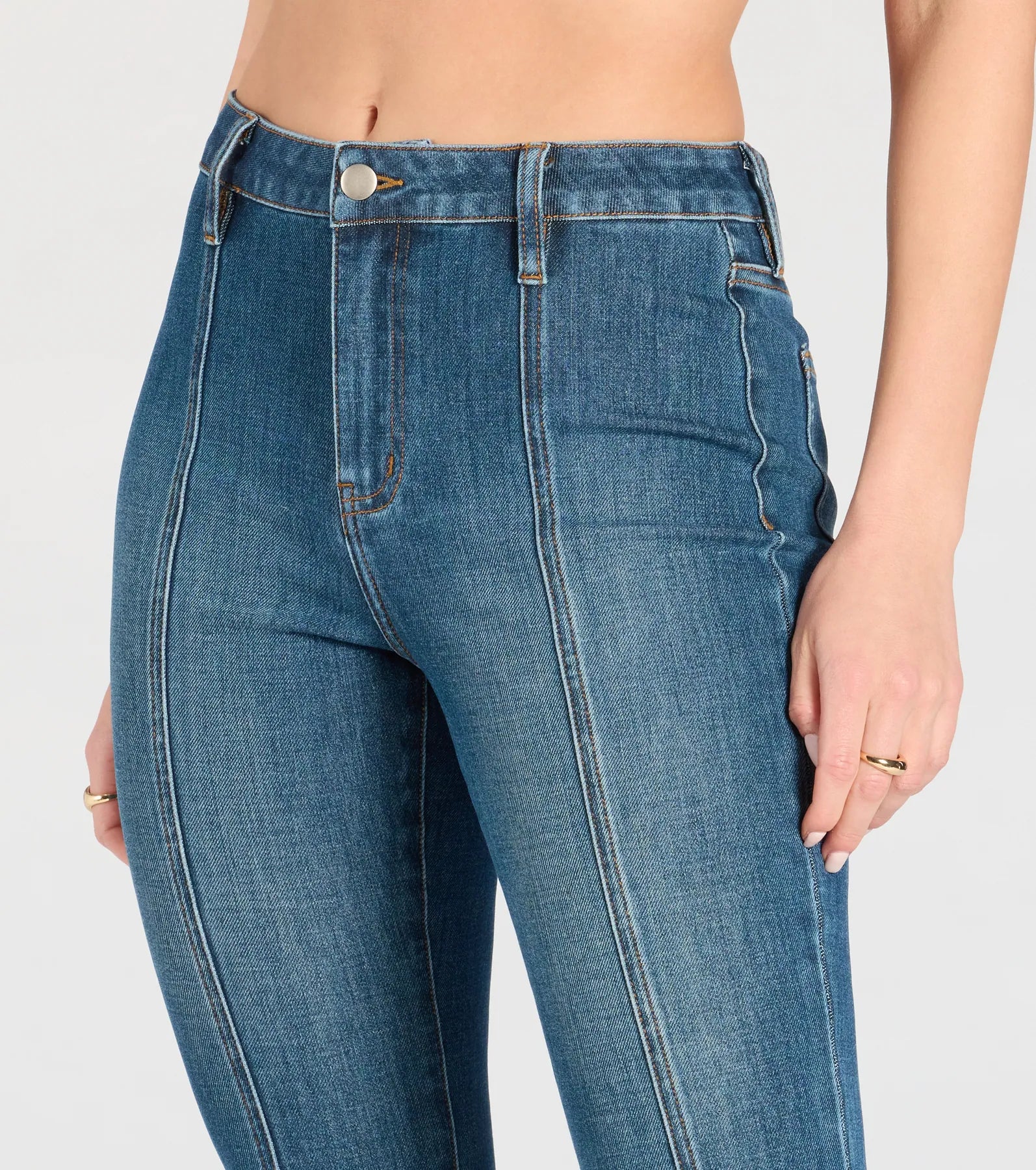 All Day Vibe Mid-Rise Denim Capri Pants - Image 3
