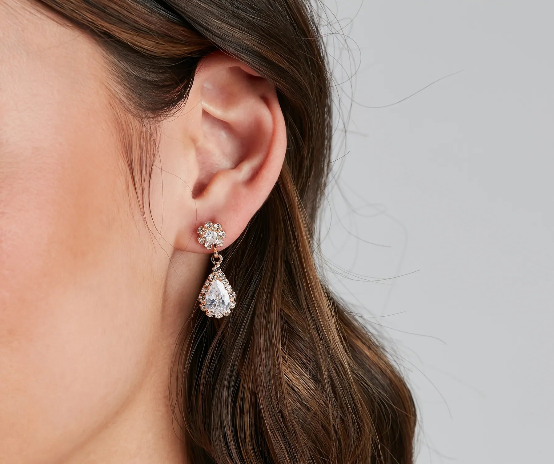 Endless Glam Rhinestone Collar And Earrings Set - Image 7