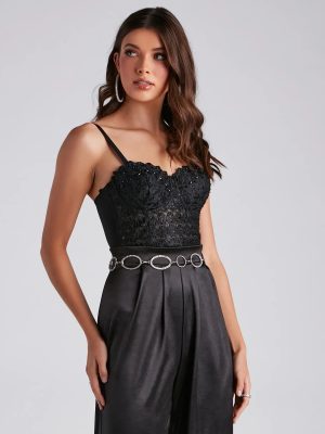 Trendsetting Moves Rhinestone Chain Belt