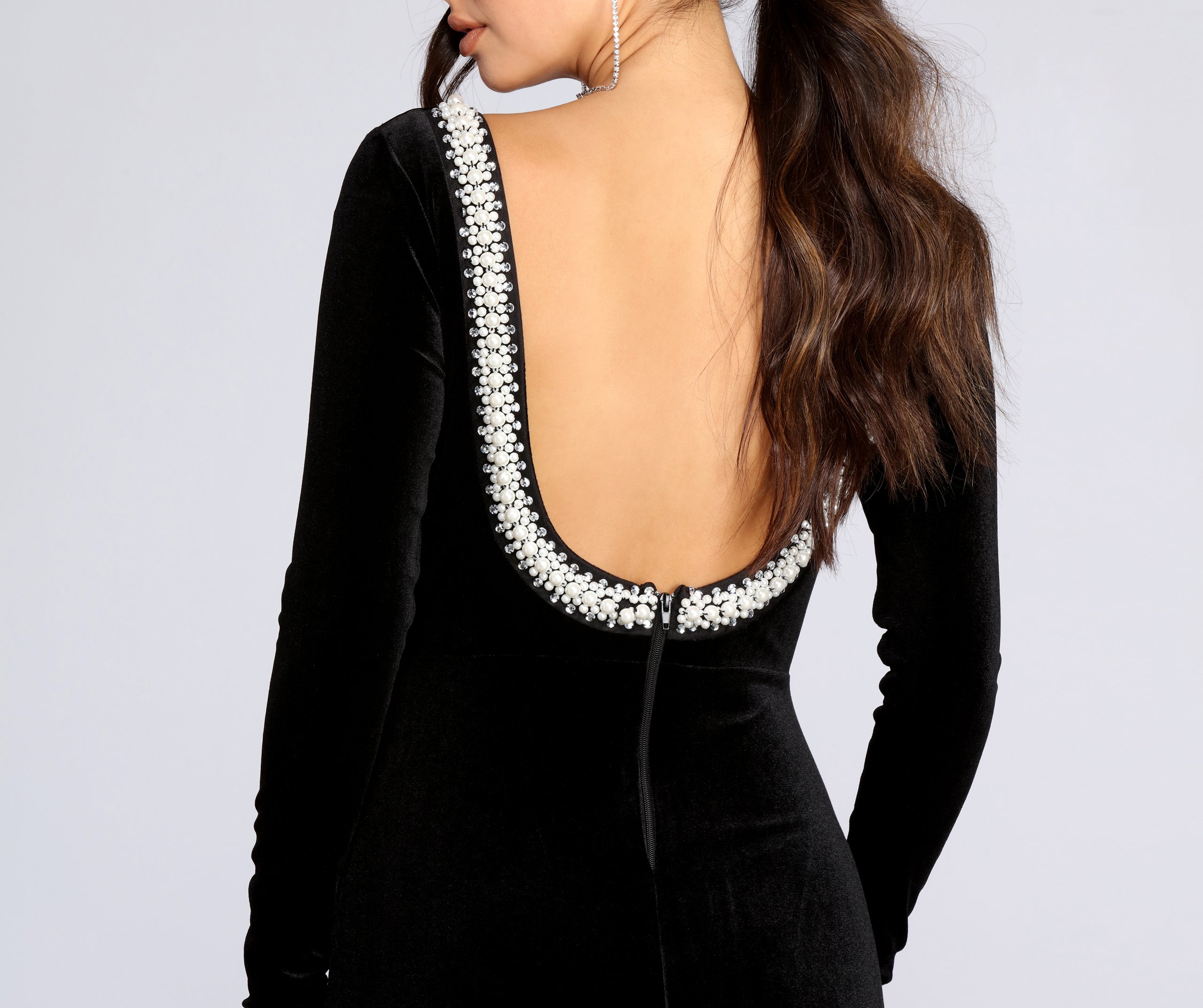 Everly Formal Velvet And Pearl Dress - Image 4