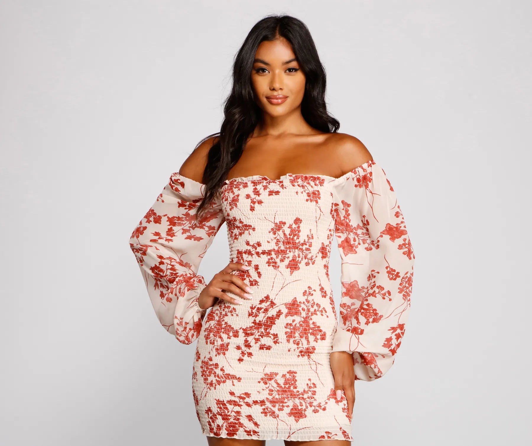 Total Sweetheart Smocked Floral Dress - Image 5