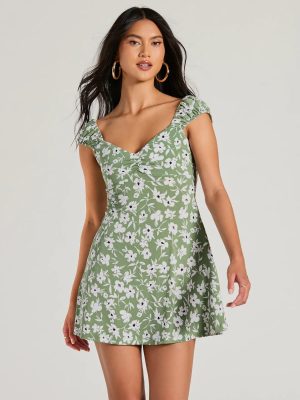 Charming Ways V-Neck Floral Crepe A-Line Dress