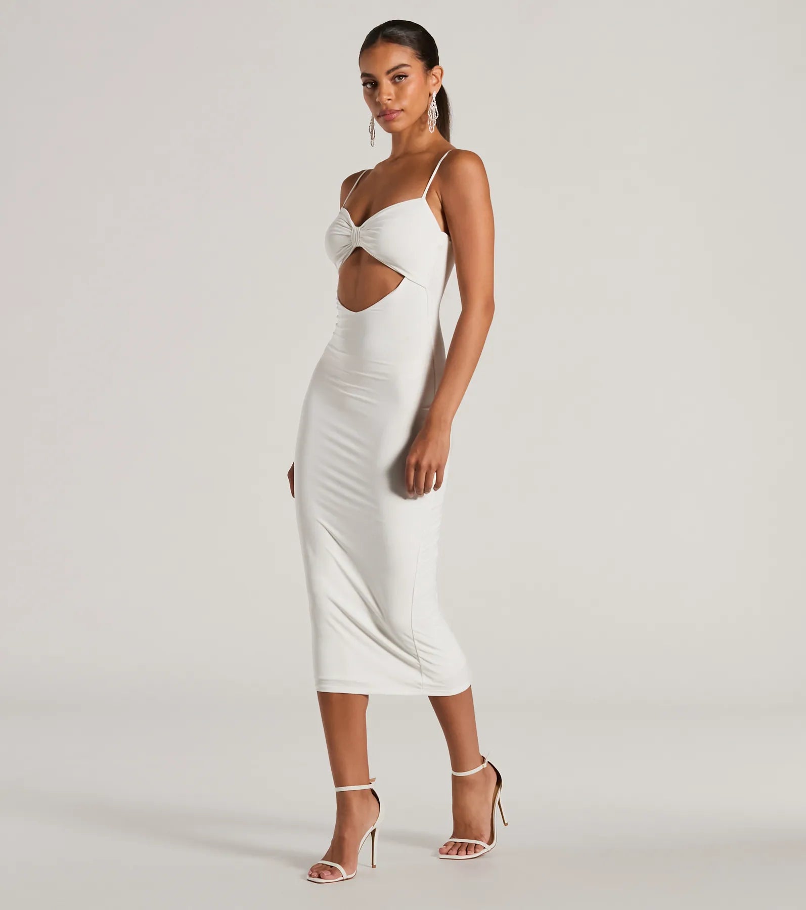 Treat Yourself Sleeveless Bow Cutout Midi Dress - Image 4
