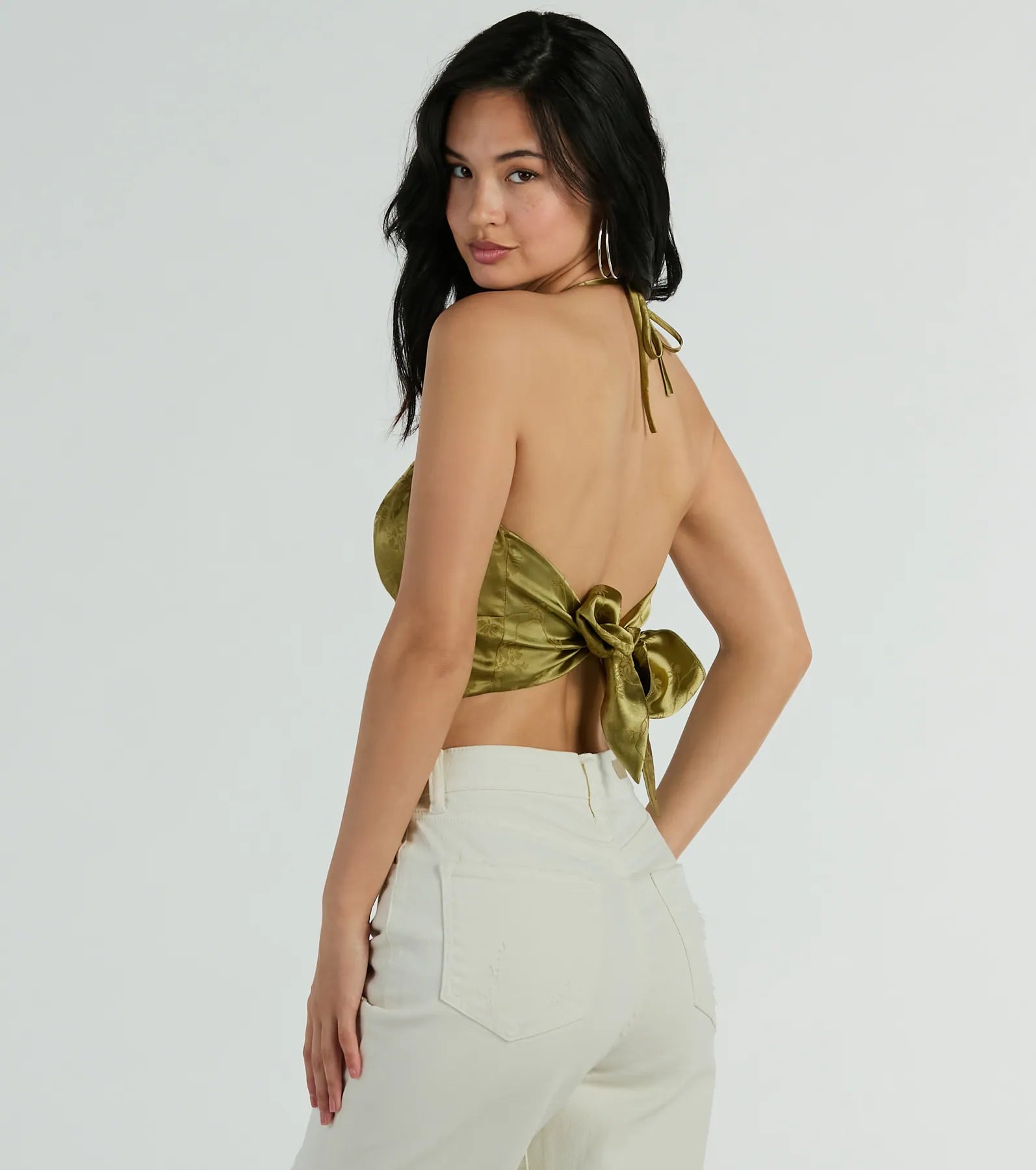 Romantic Effect Halter Tie Back Floral Satin Top - Image 6