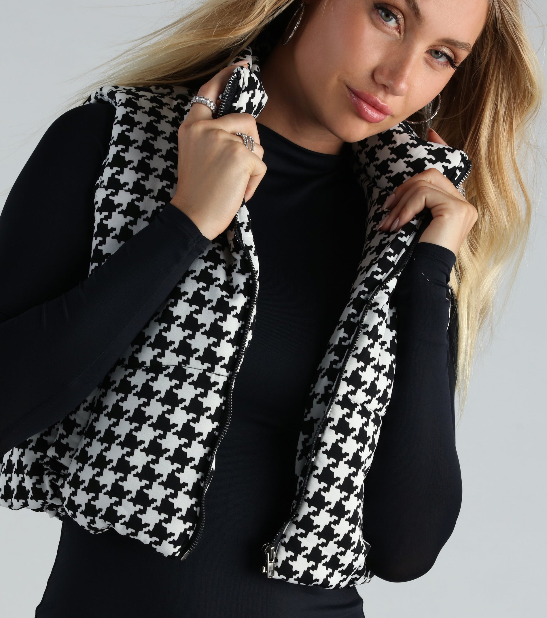 New Trends Houndstooth Puffer Vest - Image 3