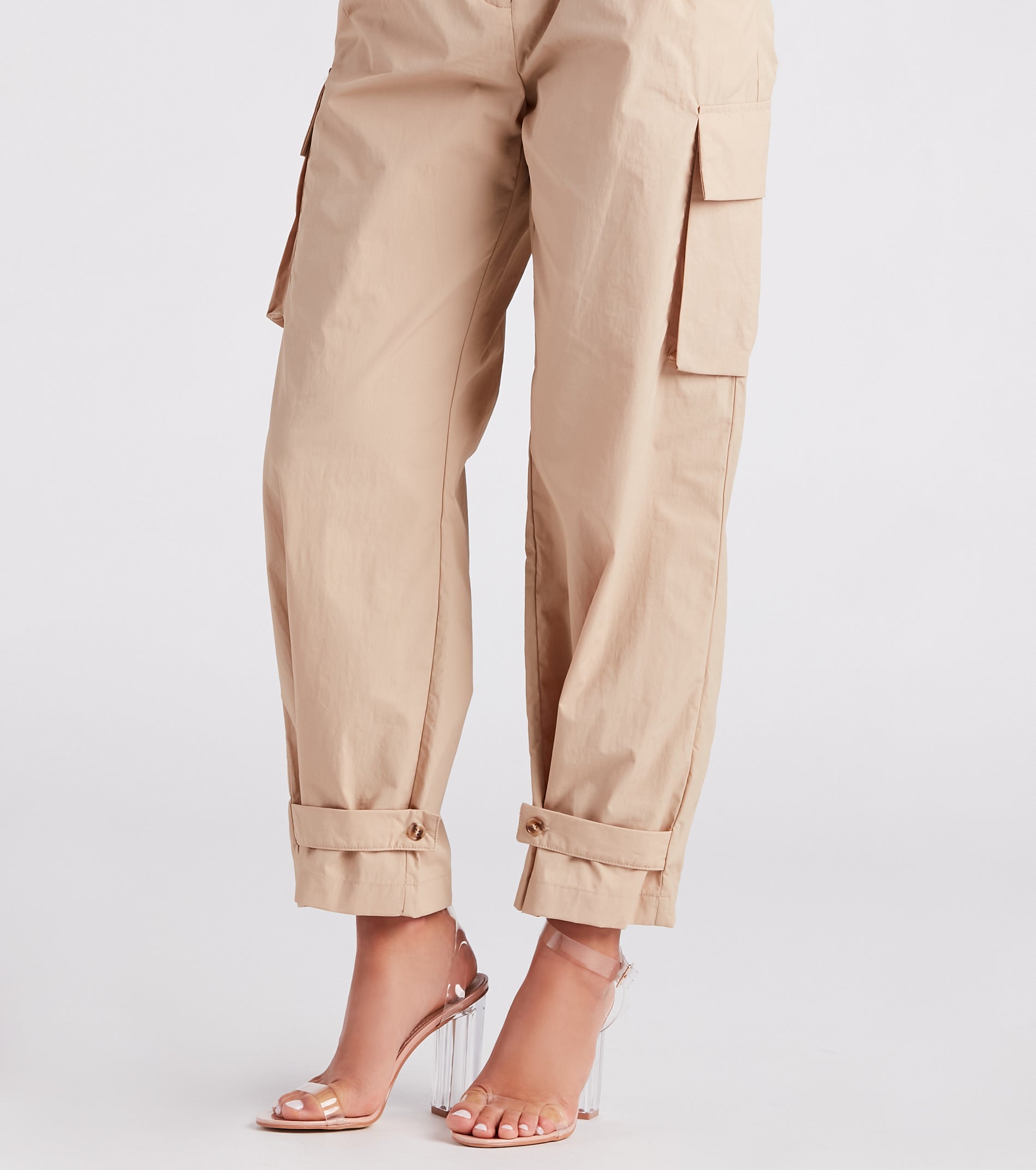 Weekend Style High-Rise Cargo Pants - Image 8