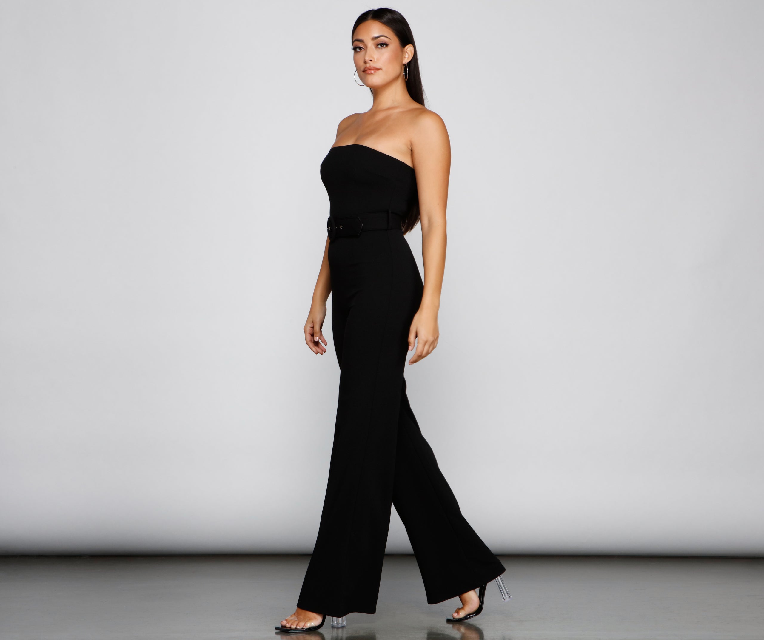 Bold And Belted Sleeveless Jumpsuit - Image 3