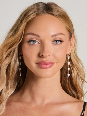 Adorable Charm Butterfly Duster Earrings