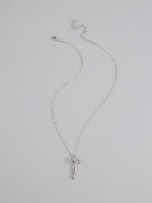 Sweet Thing Bow Charm Necklace