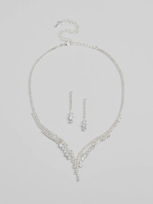 Beauty Perfection Necklace And Earrings Set