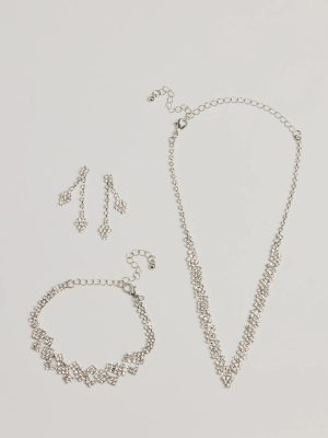 All That Glitzy Glam Necklace. Earrings. And Bracelet Set