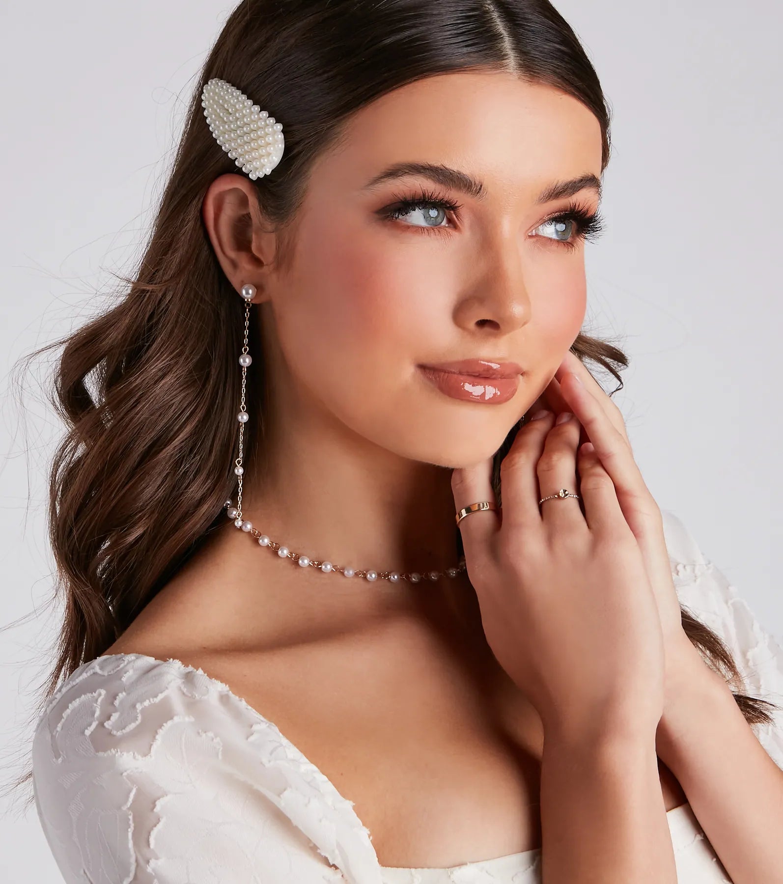 Stylish Perfection Pearl Hair Pin Set - Image 3