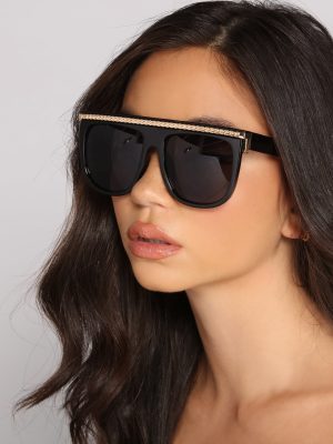 Bring The Drama Chain Trim Sunglasses