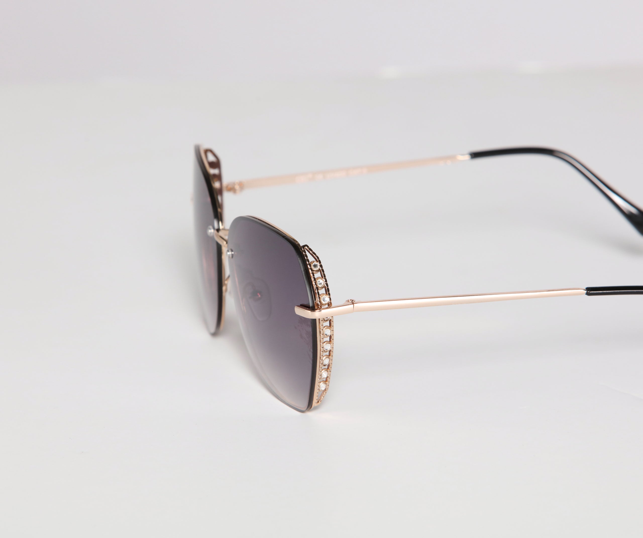 Rhinestone Glam Oversized Round Sunglasses - Image 2