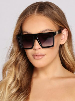 Trendsetting Diva Flat Top Sunglasses
