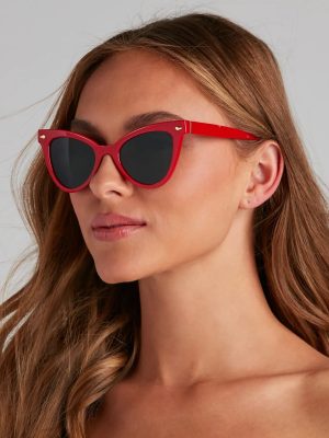 Vintage Era Cat Eye Sunglasses