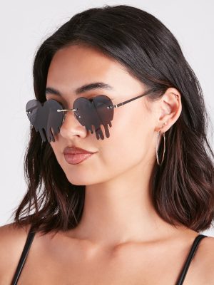 Total Heartbreaker Statement Sunglasses