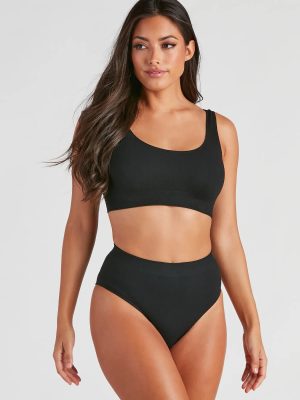 Cozy Cute Girl Bralette And Panty Set