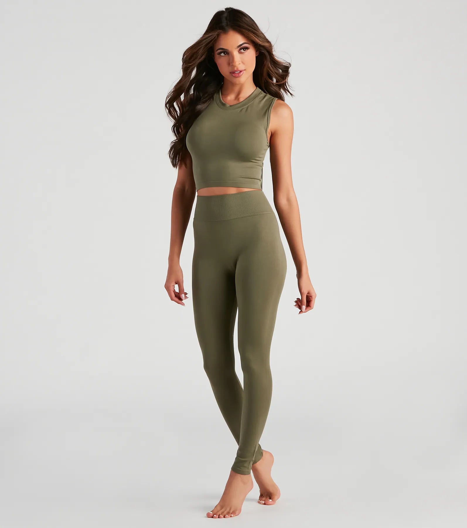 Smooth And Seamless Crop Top And Leggings Set - Image 7