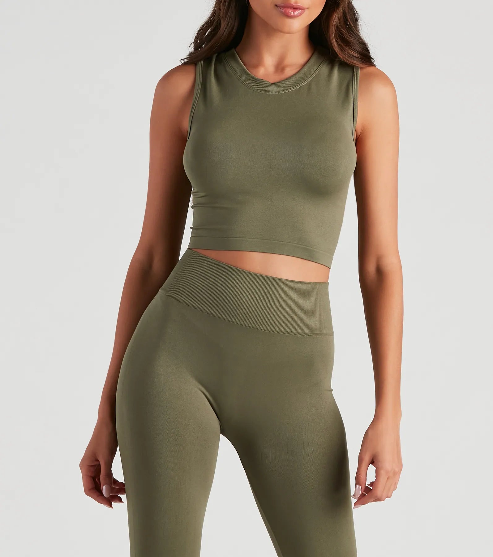 Smooth And Seamless Crop Top And Leggings Set - Image 8