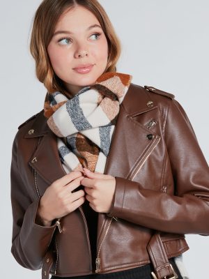 Softest Style Plaid Frayed Scarf